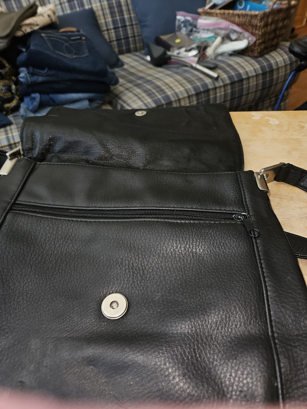 Roseti Black Leather Bag